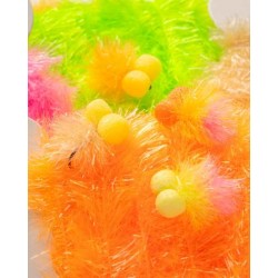 blob-chenille-flyscene